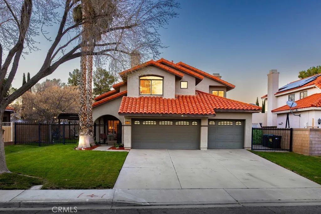 5633 W Avenue L2, Lancaster, CA 93536