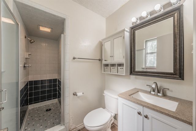 756 NW Wood Street, Burleson, TX 76028