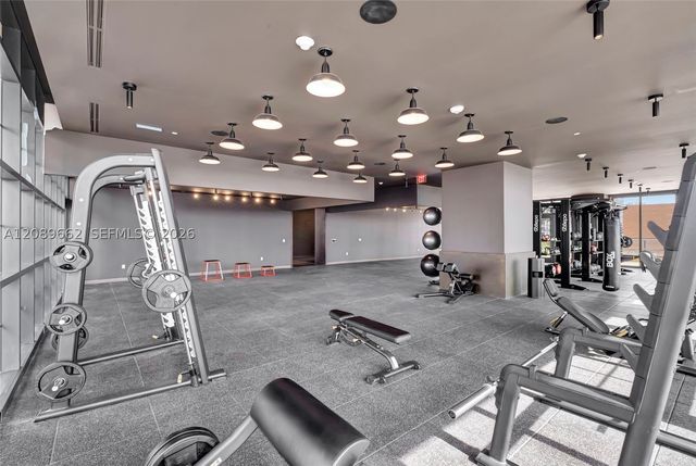 159 NE 6th St 3901, Miami, FL 33132