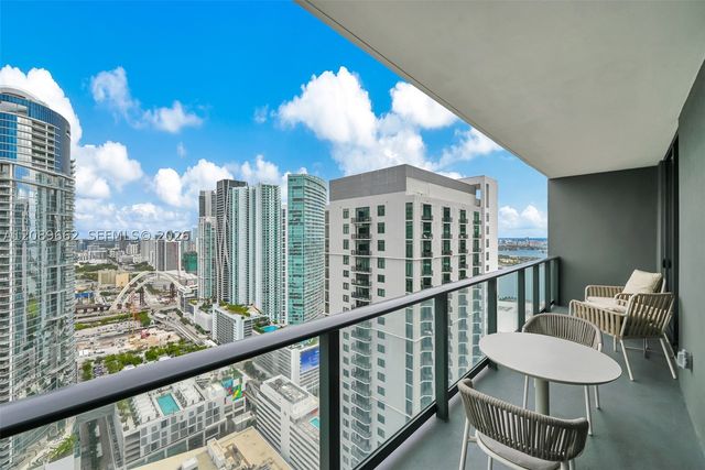 159 NE 6th St 3901, Miami, FL 33132