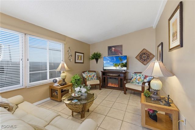 11650 Wild Flax DR, Fort Myers, FL 33908