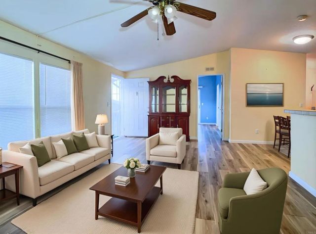 300 Thornton 5, El Cajon, CA 92021