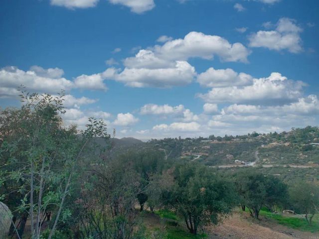 300 Thornton 5, El Cajon, CA 92021