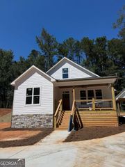 311 Kensington Circle, Bremen, GA 30110