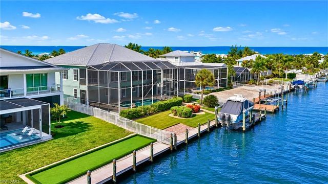 5575 Avenida Pescadora, Fort Myers Beach, FL 33931