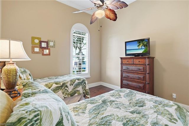 5575 Avenida Pescadora, Fort Myers Beach, FL 33931