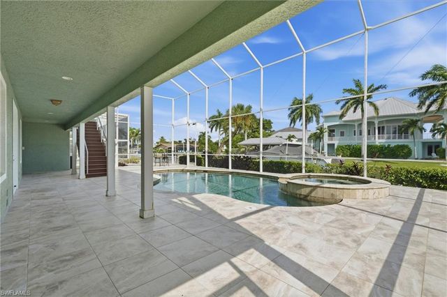 5575 Avenida Pescadora, Fort Myers Beach, FL 33931