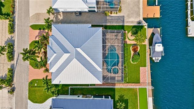 5575 Avenida Pescadora, Fort Myers Beach, FL 33931