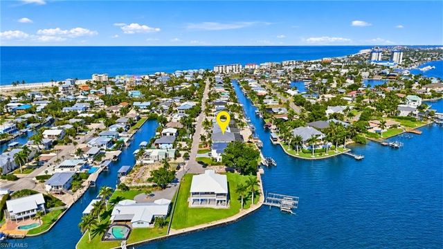 5575 Avenida Pescadora, Fort Myers Beach, FL 33931