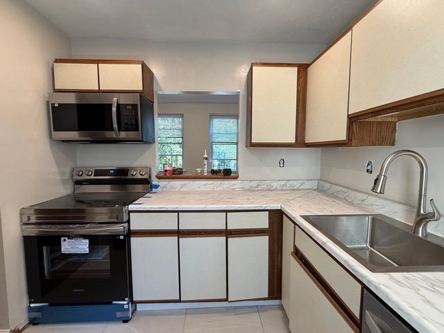 88 Gordon Street 304, Boston, MA 02135
