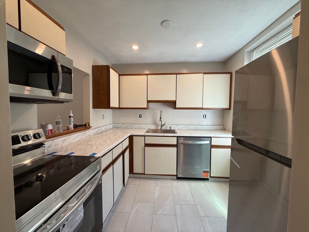 88 Gordon Street 304, Boston, MA 02135