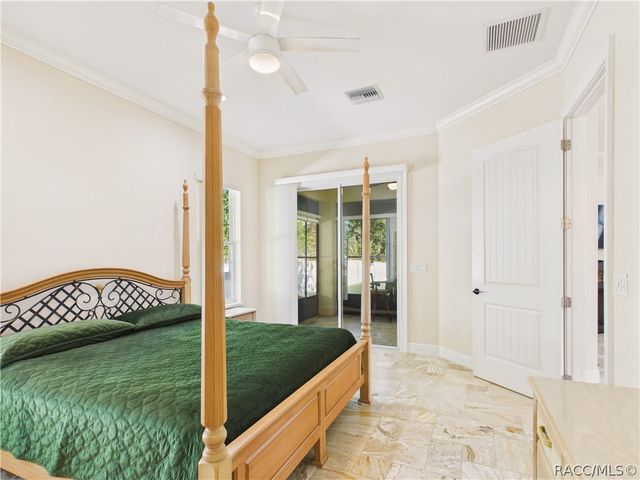 9254 S Deer Park Drive, Homosassa, FL 34446