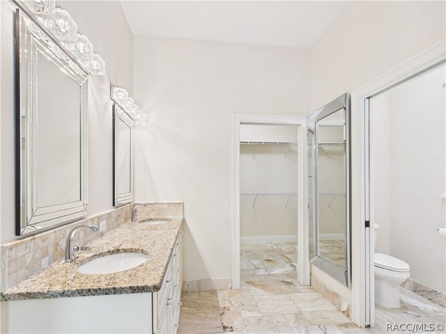 9254 S Deer Park Drive, Homosassa, FL 34446