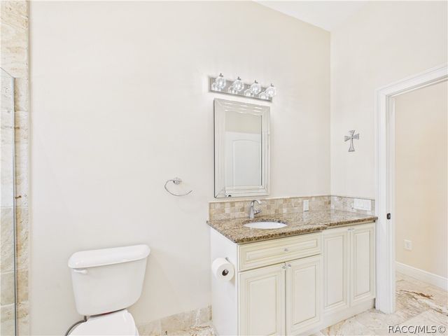 9254 S Deer Park Drive, Homosassa, FL 34446