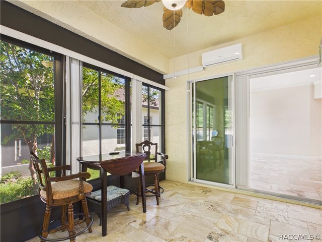 9254 S Deer Park Drive, Homosassa, FL 34446