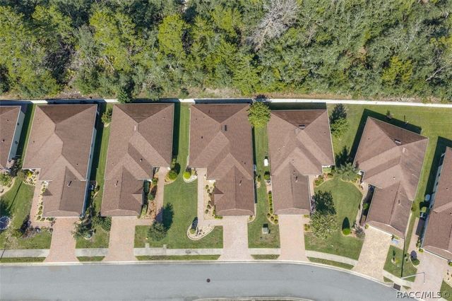 9254 S Deer Park Drive, Homosassa, FL 34446