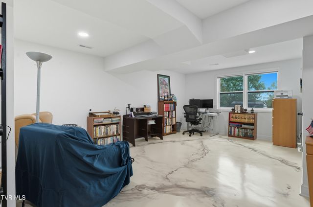 4509 Old Stage Road, Kingsport, TN 37664