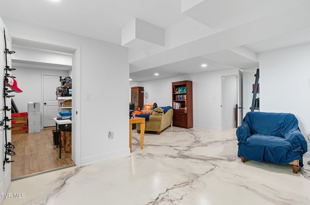 4509 Old Stage Road, Kingsport, TN 37664