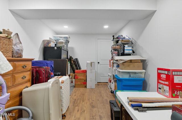 4509 Old Stage Road, Kingsport, TN 37664