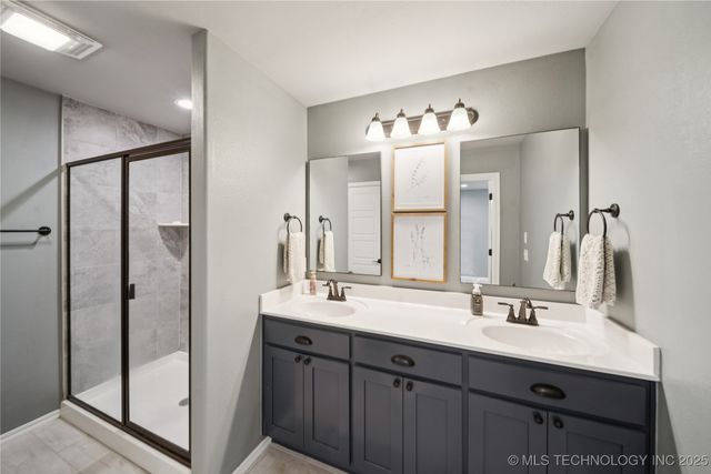 10303 N 99th East Avenue, Owasso, OK 74055