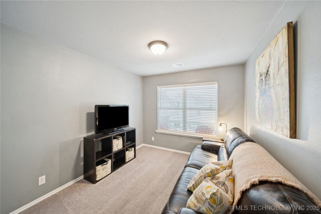 10303 N 99th East Avenue, Owasso, OK 74055