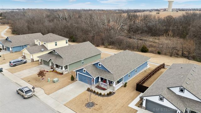 10303 N 99th East Avenue, Owasso, OK 74055