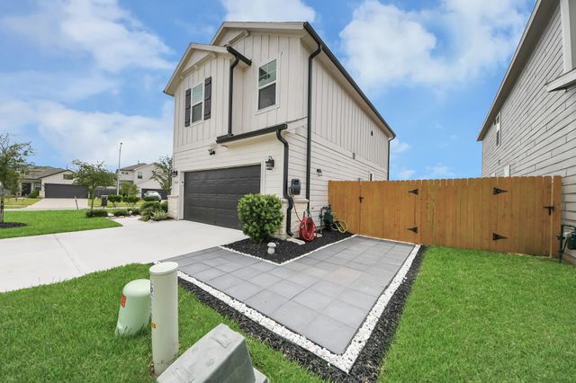 26428 Red Clover Drive, Magnolia, TX 77355
