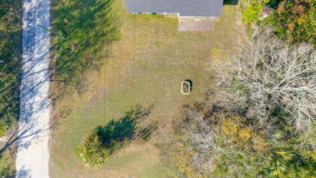 Image 2 of property listing at 19901 SW 109TH PLACE, Dunnellon, FL 34432