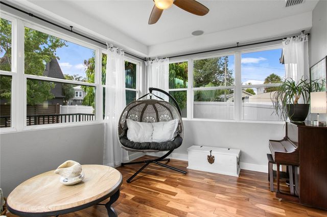 806 W FRANCES AVENUE, Tampa, FL 33602