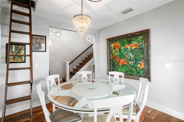 806 W FRANCES AVENUE, Tampa, FL 33602