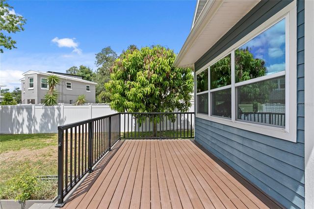 806 W FRANCES AVENUE, Tampa, FL 33602