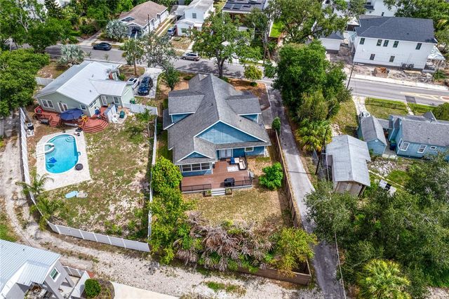 806 W FRANCES AVENUE, Tampa, FL 33602