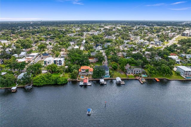 806 W FRANCES AVENUE, Tampa, FL 33602