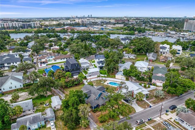 806 W FRANCES AVENUE, Tampa, FL 33602