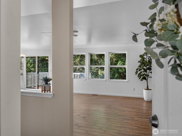 108 Noble Way, Granite Falls, WA 98252