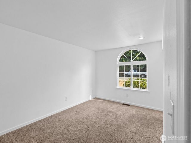 108 Noble Way, Granite Falls, WA 98252