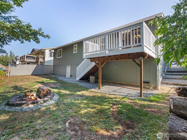 108 Noble Way, Granite Falls, WA 98252
