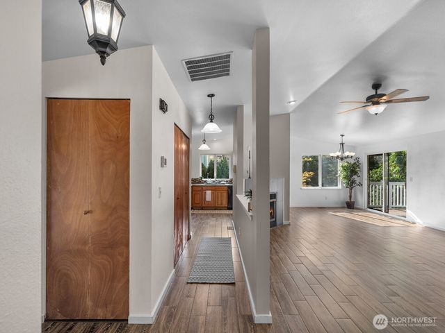 108 Noble Way, Granite Falls, WA 98252