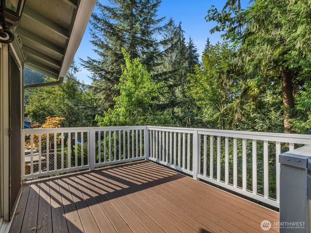 108 Noble Way, Granite Falls, WA 98252