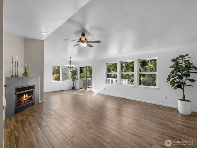 108 Noble Way, Granite Falls, WA 98252