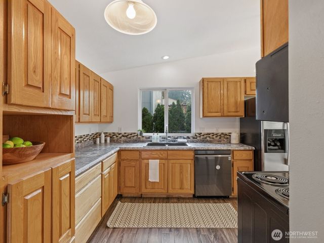 108 Noble Way, Granite Falls, WA 98252