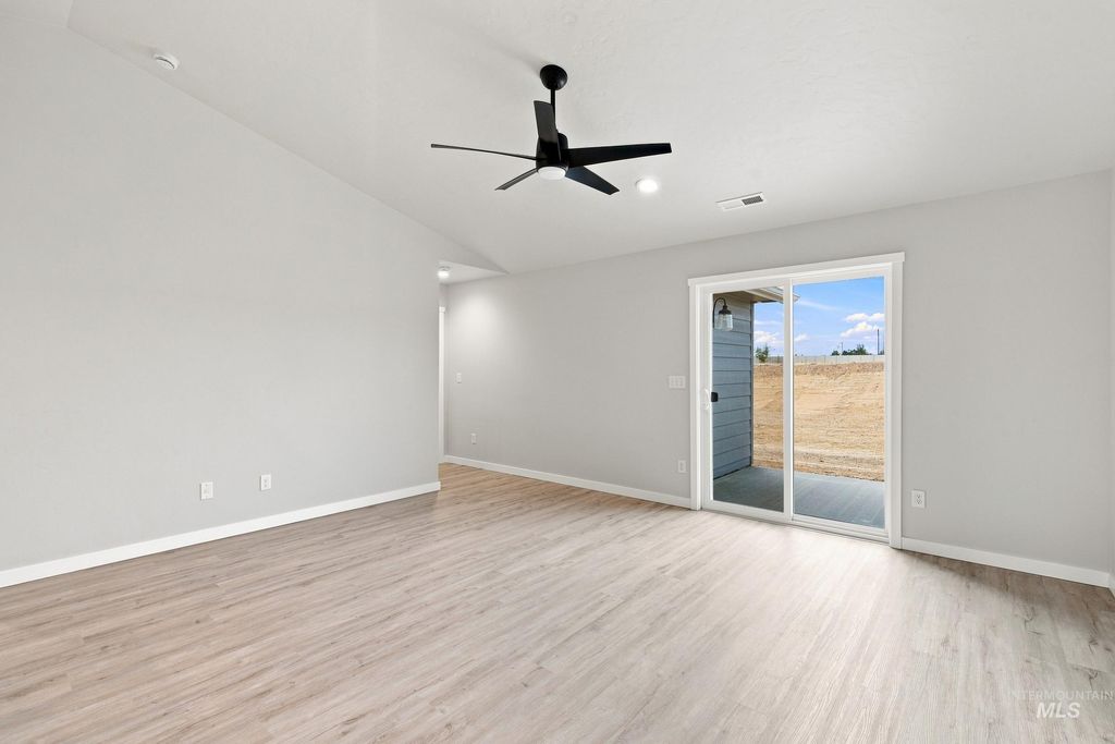 11763 Dairy Cow Ct, Caldwell, ID 83607 photo 4