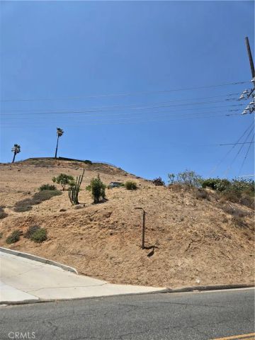 5623 Golden West Ave, Jurupa Valley, CA 92509