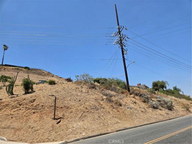 5623 Golden West Ave, Jurupa Valley, CA 92509