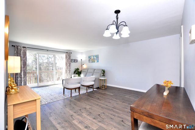 234 Skyview Drive 234, Cromwell, CT 06416