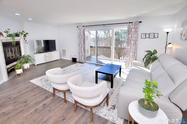 234 Skyview Drive 234, Cromwell, CT 06416