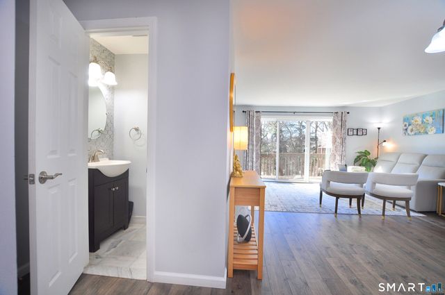 234 Skyview Drive 234, Cromwell, CT 06416