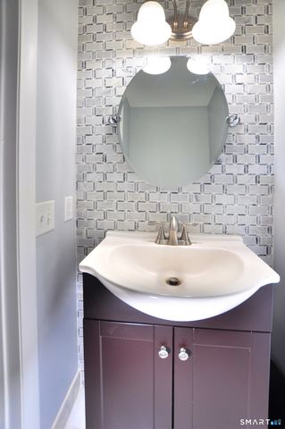 234 Skyview Drive 234, Cromwell, CT 06416