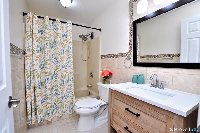 234 Skyview Drive 234, Cromwell, CT 06416