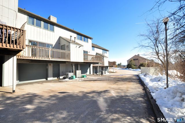 234 Skyview Drive 234, Cromwell, CT 06416